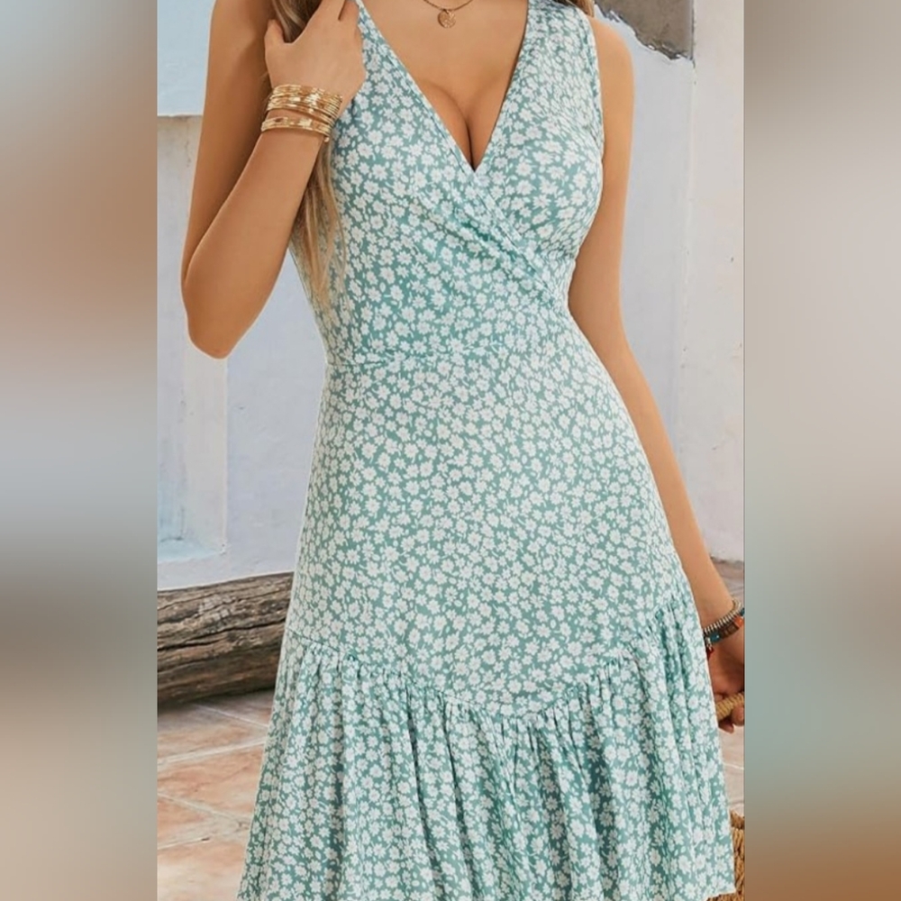NWT Teal Patterned Midi Dress